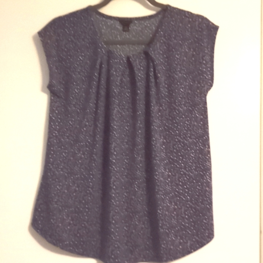 Ann Taylor Blouse in Blue, Pink and White Speckle Design in Size XXS